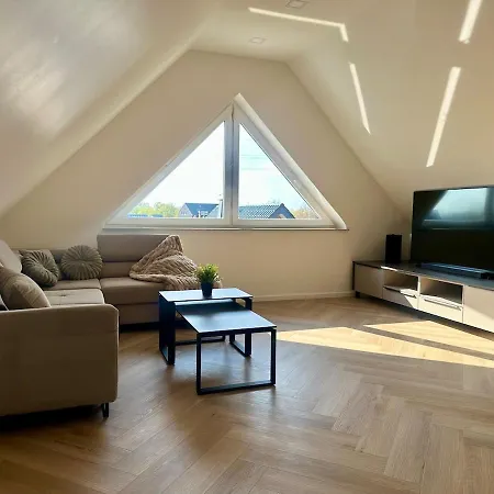 Skynest-modernes Wohnen Am Klinikum